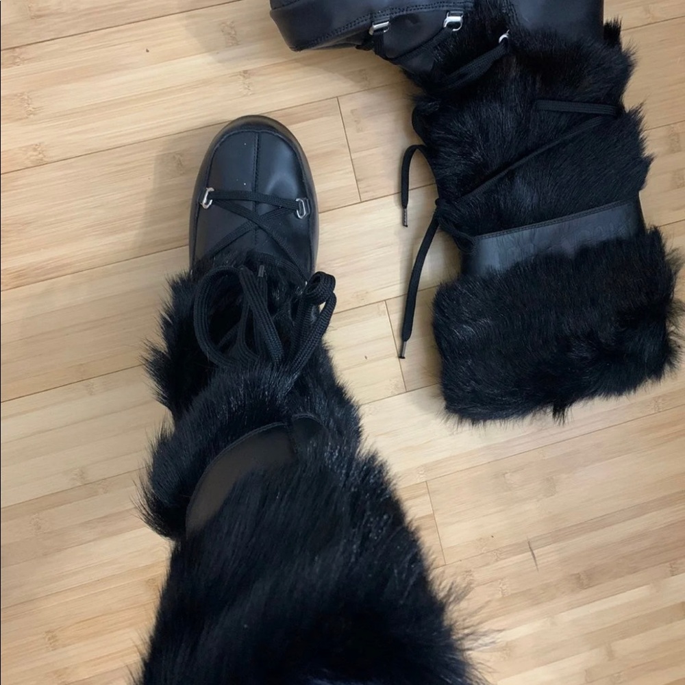 Moon Boots Real fur 10 for Alex